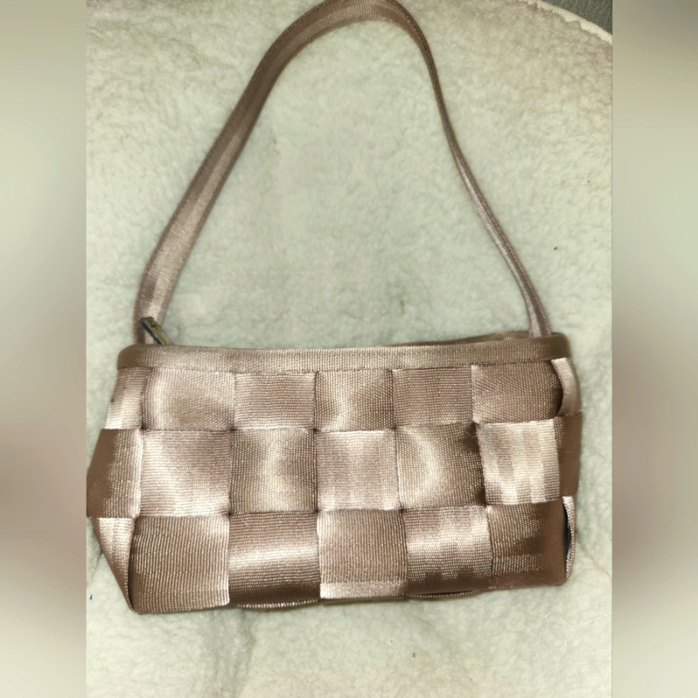Harvey's Bronze Seatbelt bag EUC Vintage
